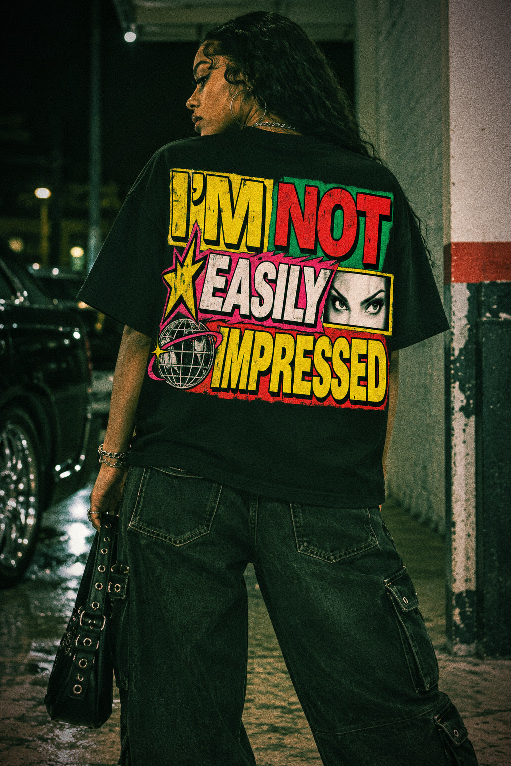 TABLOID TEE
